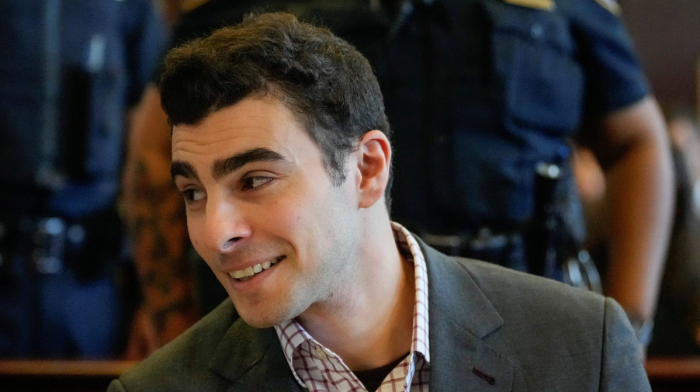 Guard testifies Luigi Mangione admitted carrying 3D-printed gun