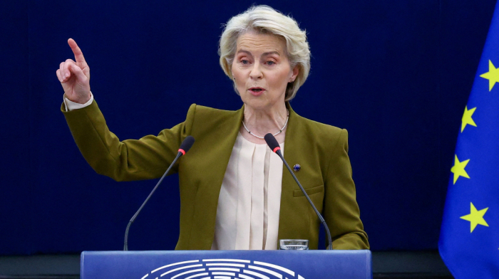 Fraud probe stirs EU crisis, renews scrutiny of Von der Leyen