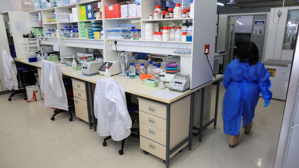 Could Chinese scientists hold the answer to a HIV cure?