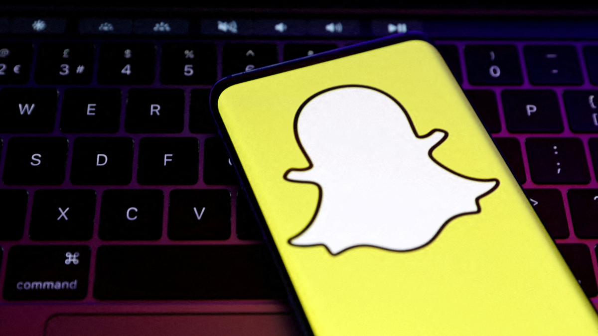 Russia blocks access to Snapchat over alleged criminal activity