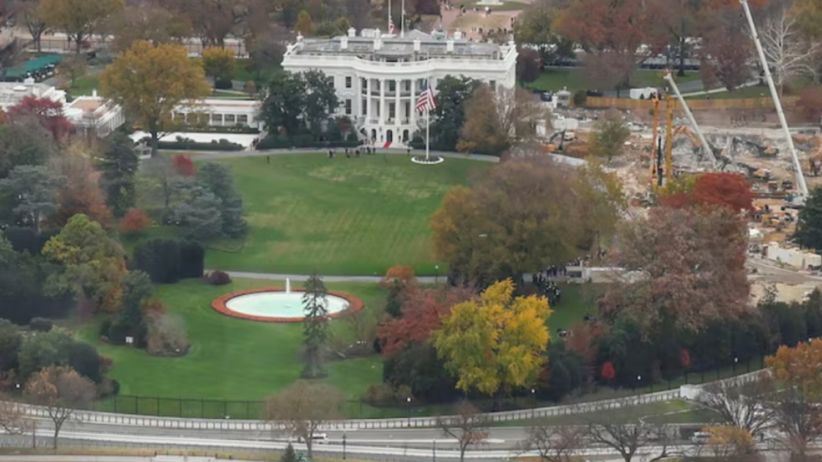 Trump selects new architect to oversee ballroom project