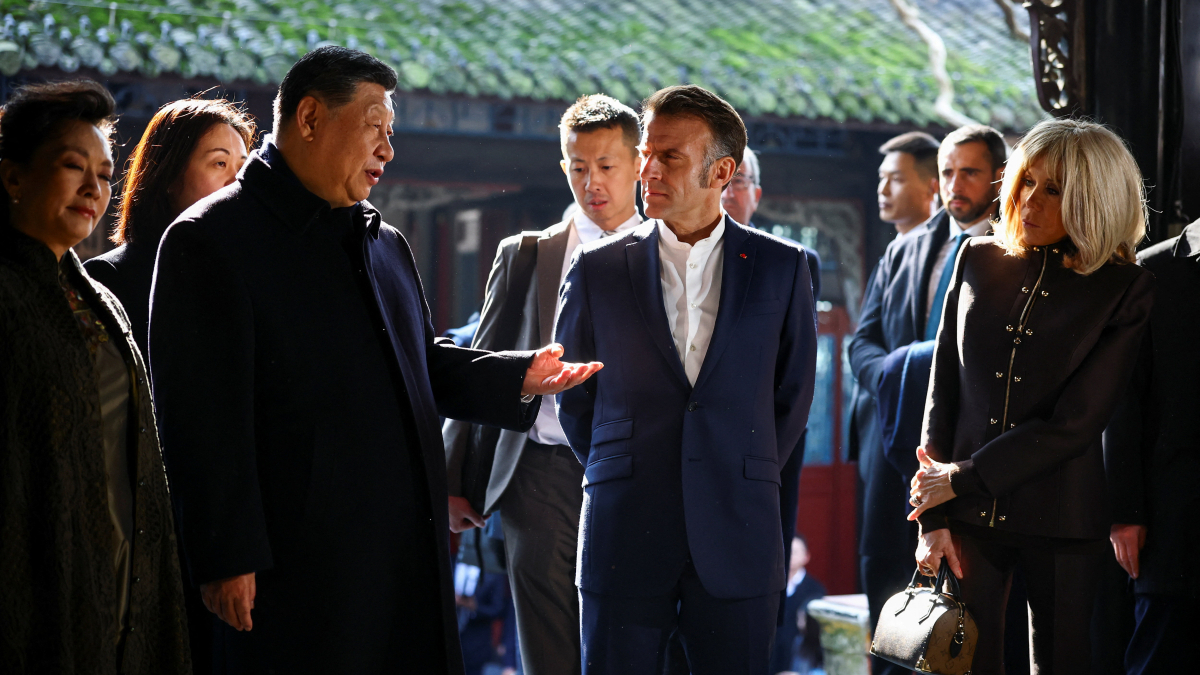 Xi woos Macron with sightseeing trip, but little in way of deals