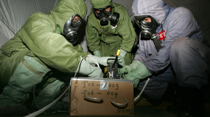 China presses Japan to accelerate destruction of abandoned chemical weapons