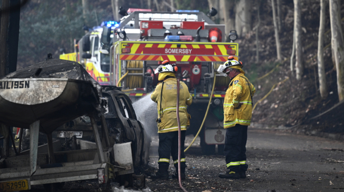 Australian authorities urge thousands to flee New South Wales bushfires