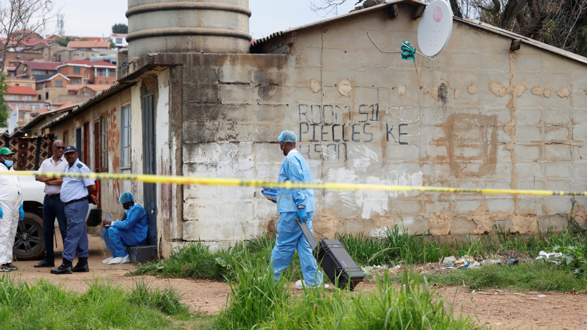 Shooting at South African bar leaves 11 dead