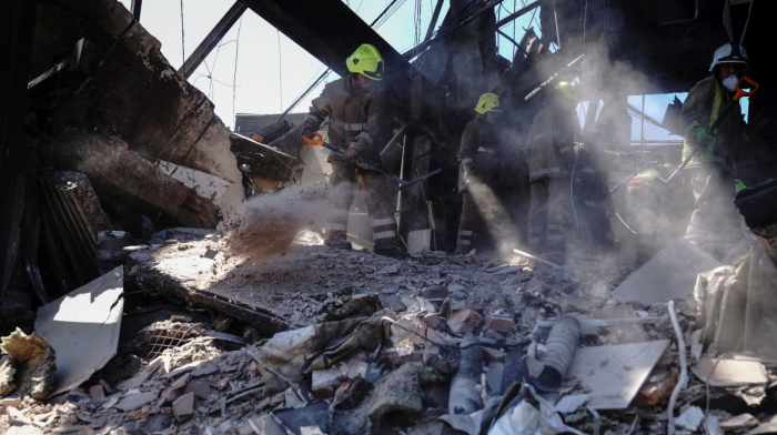 Russian strike hits Kremenchuk, knocks out power and water