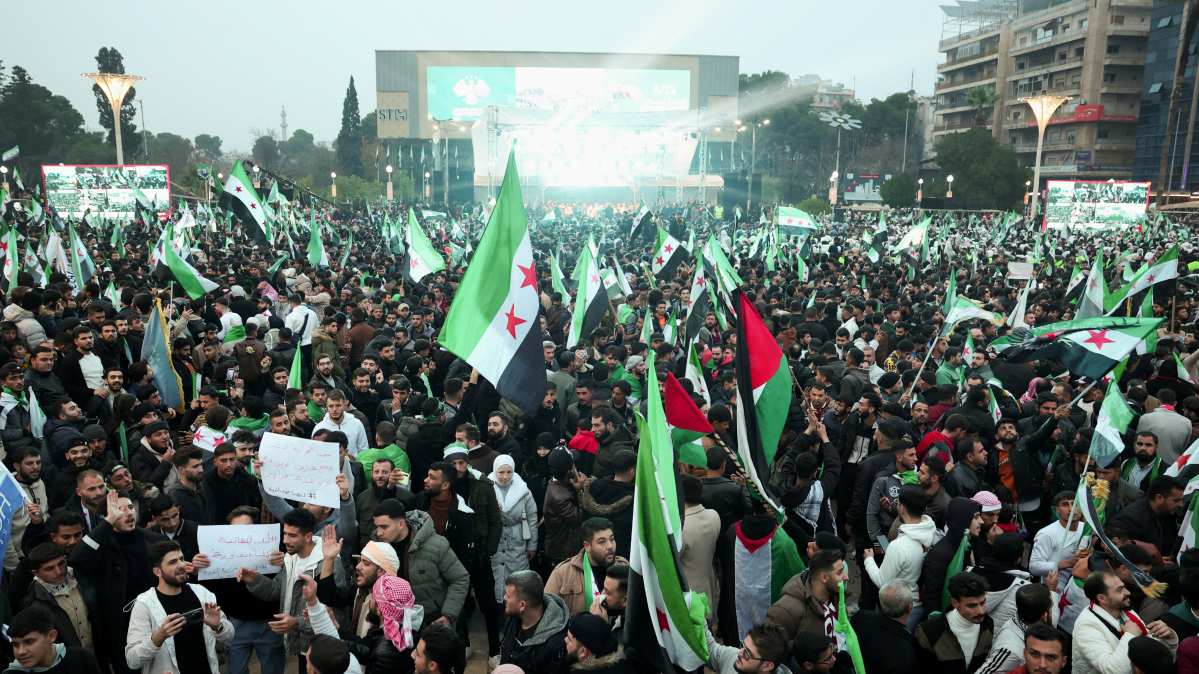 Syrian FM details last-minute talks with Russia hours before Assad’s fall