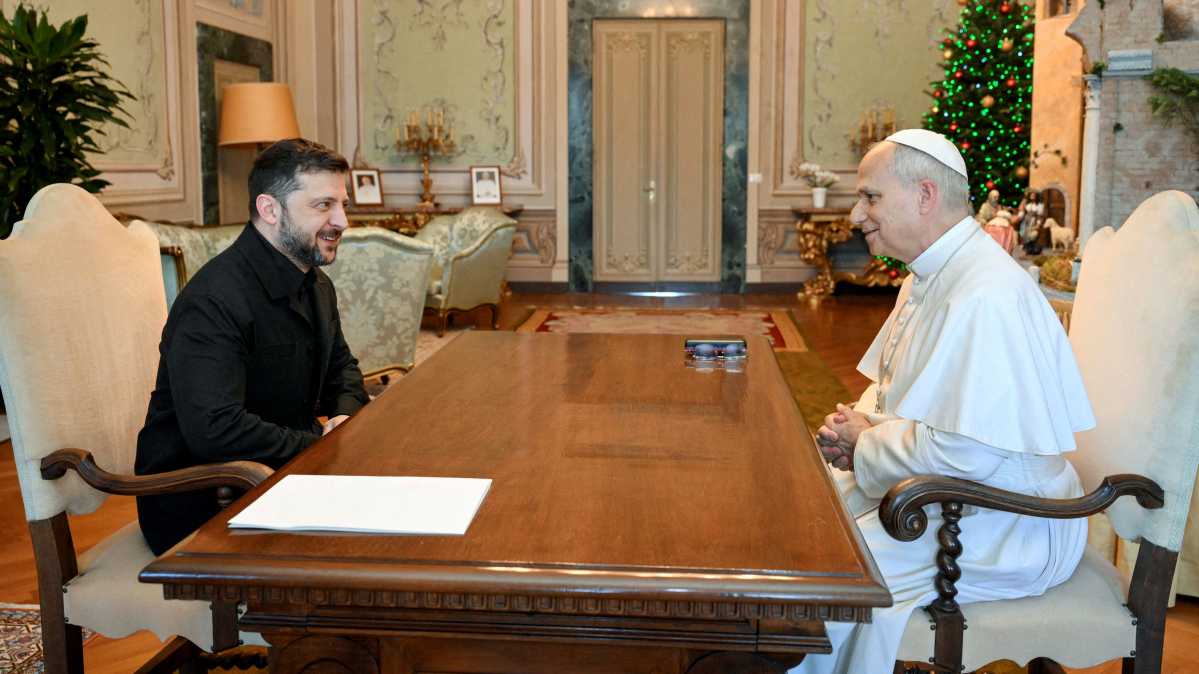Pope Leo XIV and Zelenskyy discuss Ukraine war, prisoners, and ongoing diplomatic effort