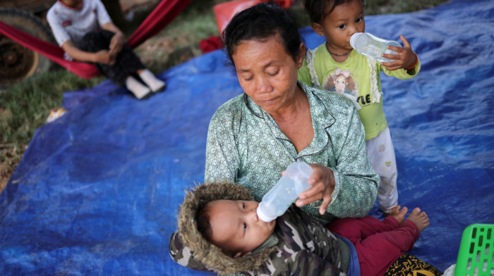 Trump to make phone call to end Thai-Cambodia fighting