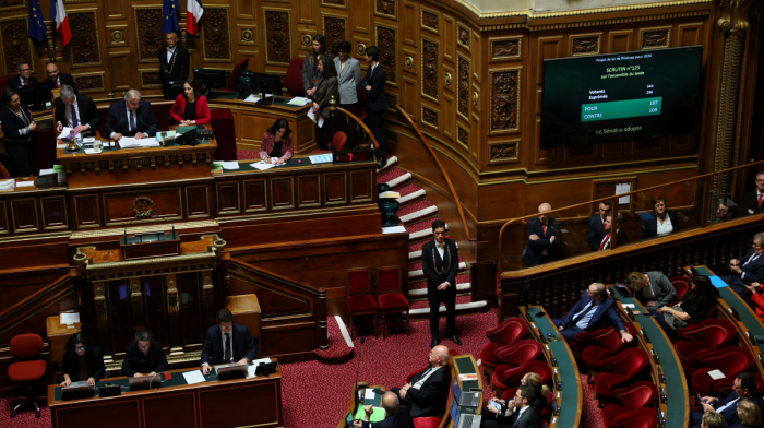 French senators approve 2026 budget amid growing deficit concerns