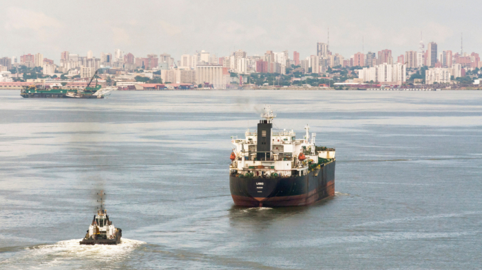 Trump orders 'blockade' of sanctioned oil tankers leaving and entering Venezuela