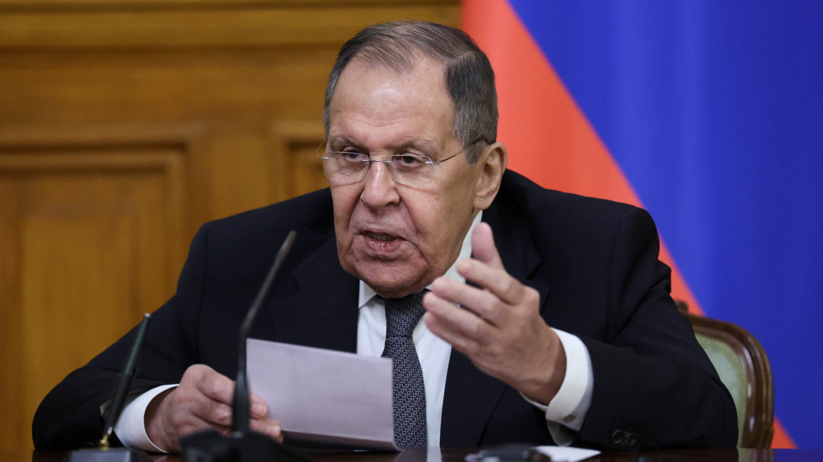 Syria ministers meet Putin to discuss defence, economic cooperation, SANA says