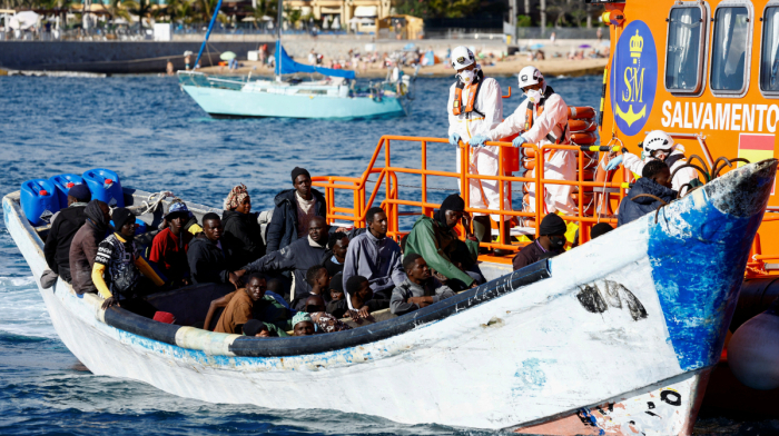 More than 160 feared dead after migrant shipwreck off Senegal