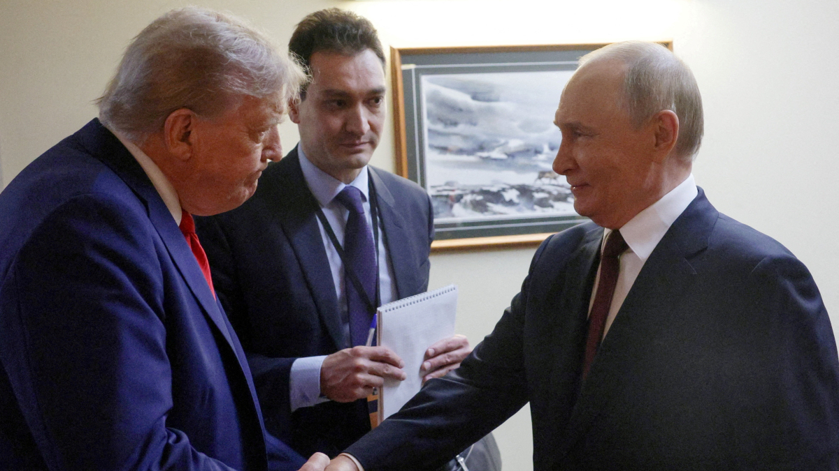 Trump reports ‘very productive’ call with Putin ahead of talks with Zelenskyy