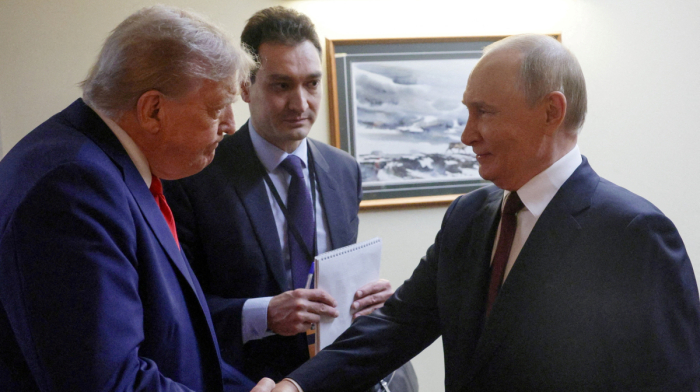 Trump reports ‘very productive’ call with Putin ahead of talks with Zelenskyy
