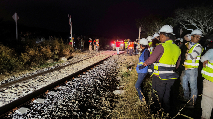 Train derailment kills at least 13 in Southern Mexico