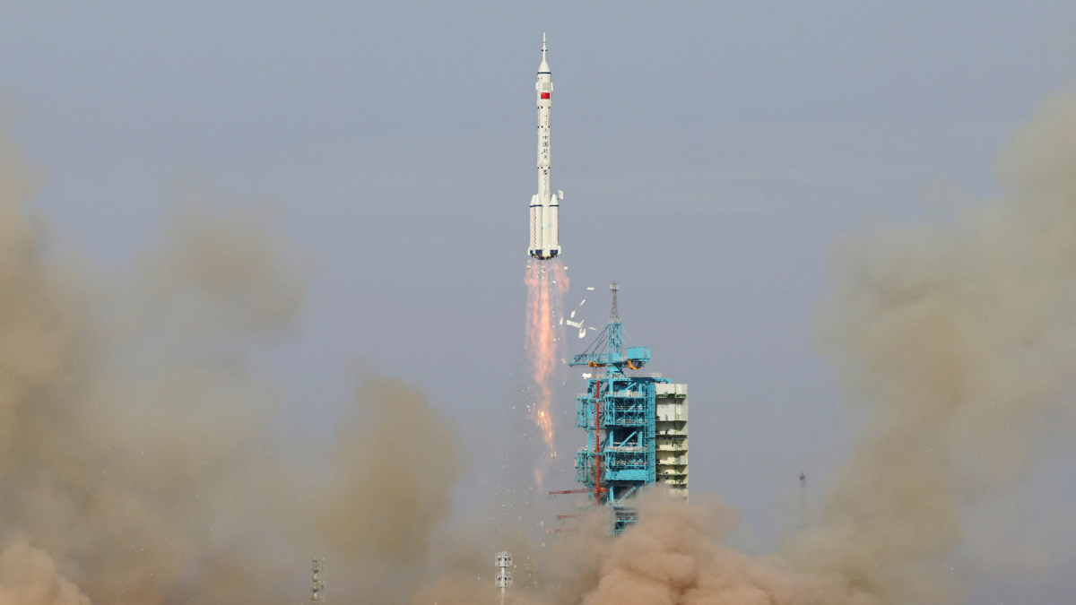 China launches satellite for geographic research