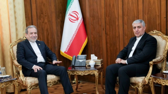 Iran’s foreign minister stresses closer ties with Azerbaijan