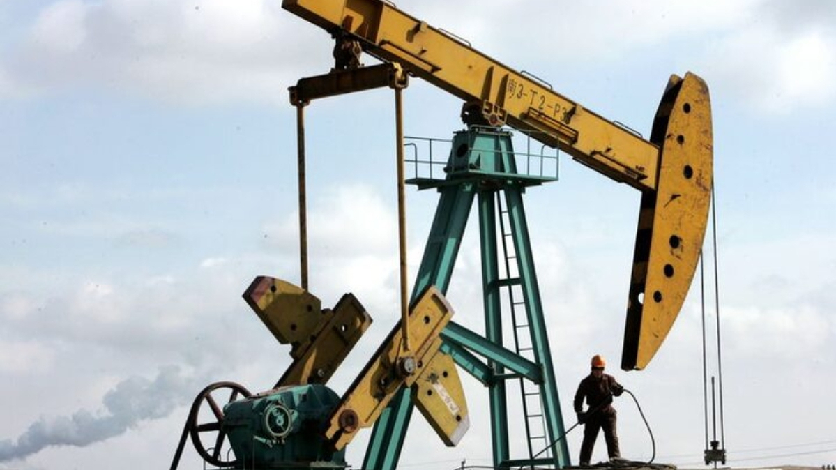 Why U.S. oil stocks are surging even as crude prices go nowhere?