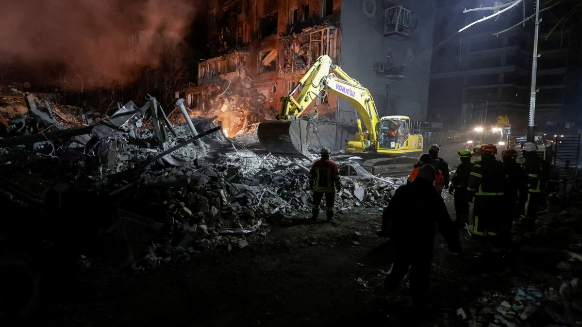 Russia strikes Ukraine's Kharkiv and Dnipro ahead of Paris peace talks