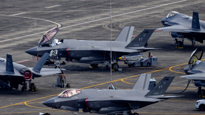 Trump blocks defence company payouts over slow production