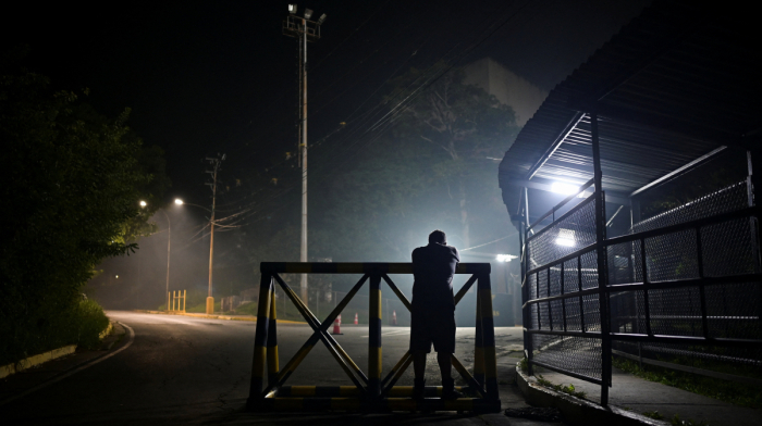 Venezuelan opposition figures and five Spanish activists released from prison