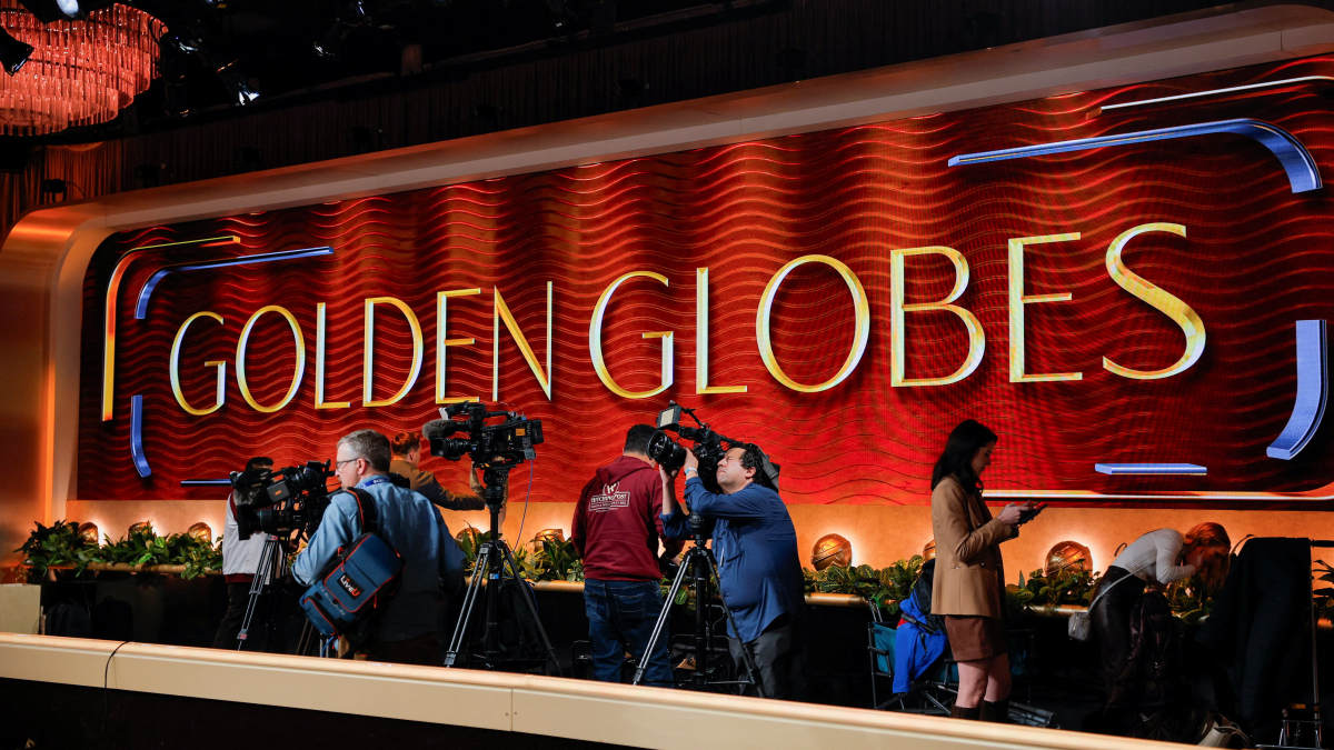 Hollywood stars battle for trophies at Sunday's Golden Globes