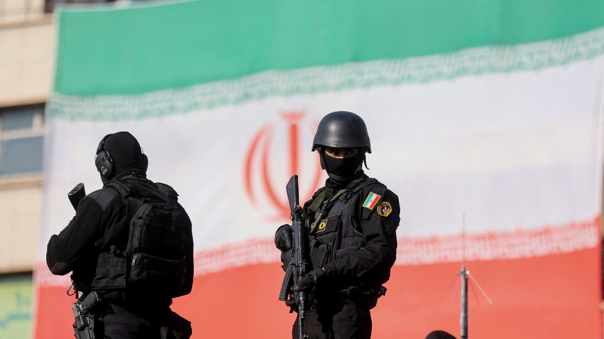 U.S. issues urgent notice for all American citizens to ‘leave Iran now’