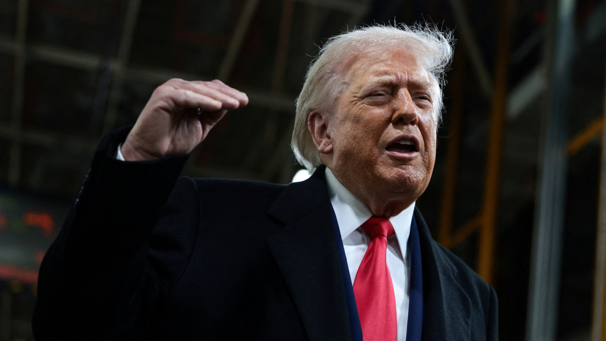Trump declines to explain 'help is on the way' message to Iran protesters