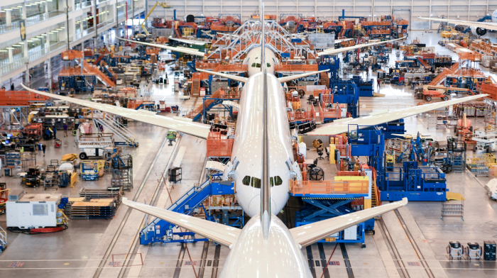 Boeing outsells Airbus in 2025 despite fewer deliveries