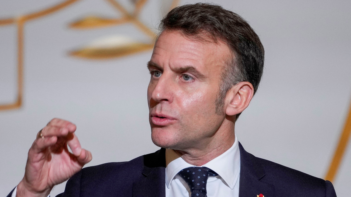 Macron: “Unprecedented” consequences if U.S. touches Greenland