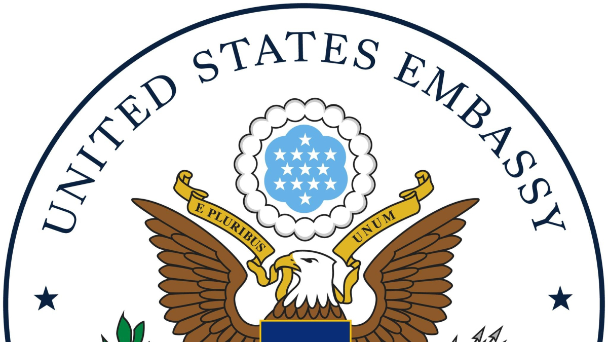 U.S. Embassy in Baku urges citizens to leave Iran
