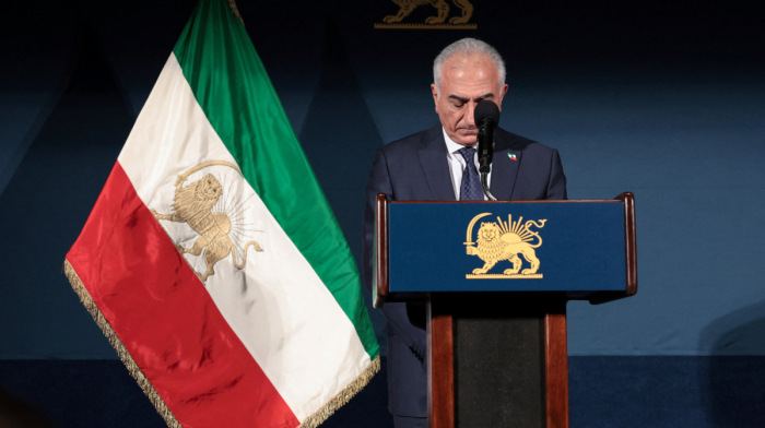 Pahlavi calls for global support for Iran protesters at Washington press conference