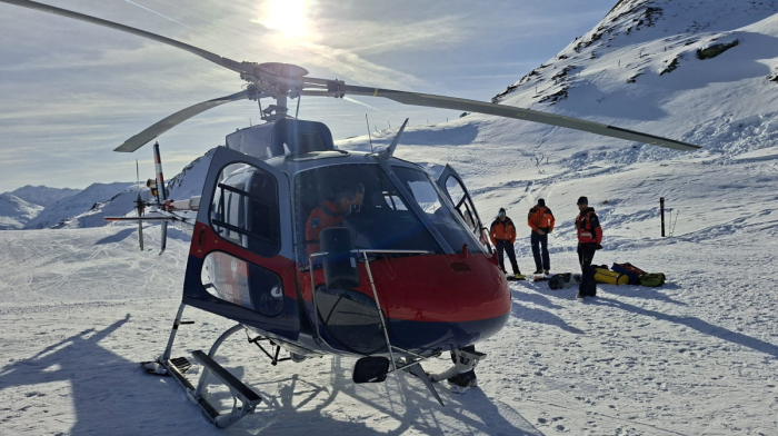 Five skiers killed in avalanches in western Austria