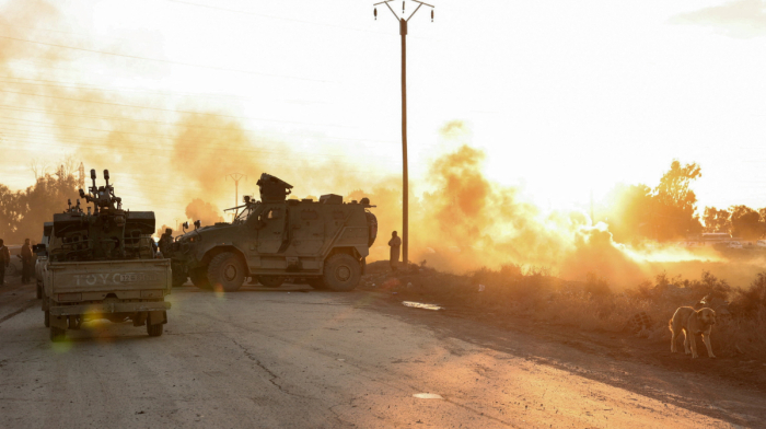 Syria tightens grip after Kurdish pullback, says IS prisoners escape