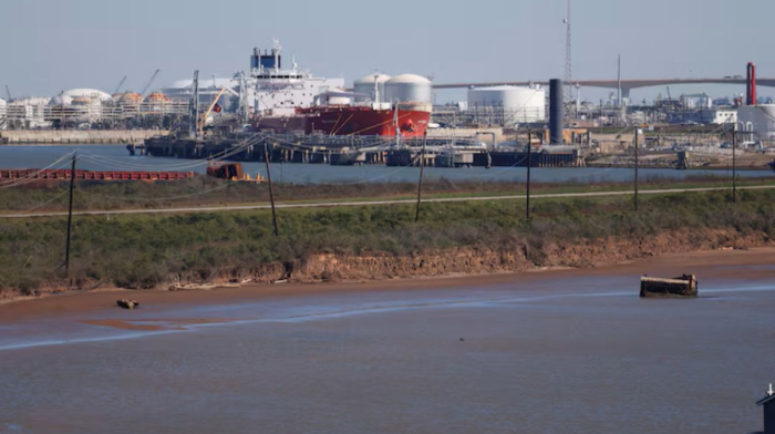 Venezuela Oil Exports Rise, Output Cuts Continue