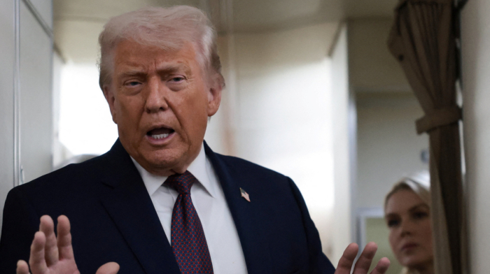 Trump: U.S. ‘Armada’ is heading towards Iran amid tensions