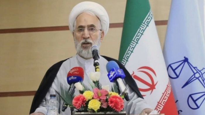 Tehran rejects Donald Trump's claim he helped to halt 800 executions in Iran