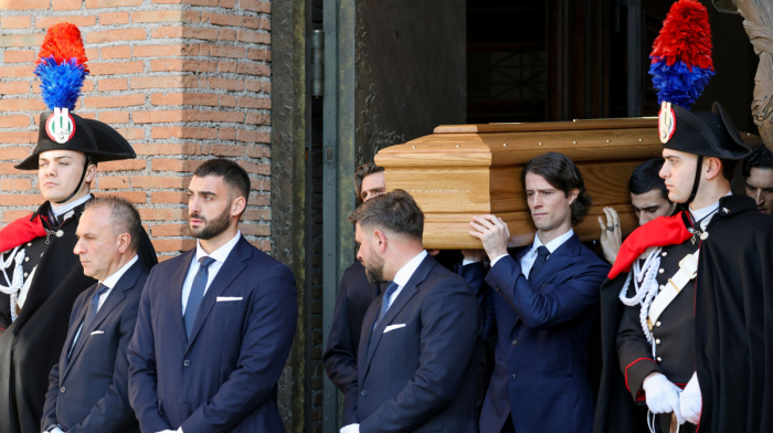 Valentino laid to rest in Rome as fashion world gathers for final farewell