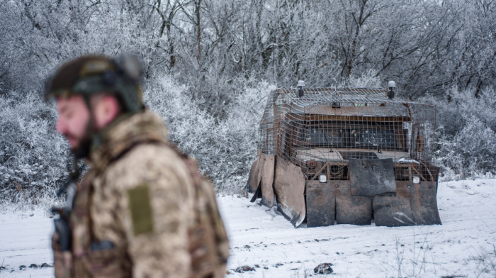 U.S. ties Ukraine security guarantees to Donbas concession