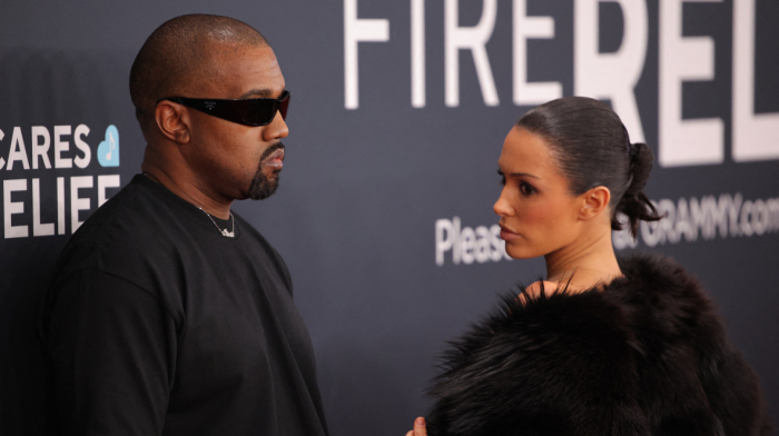 Kanye West: What we know about rapper's apology advert