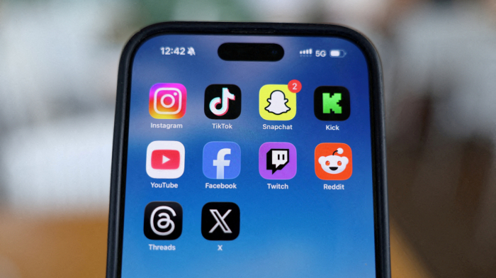 Meta and YouTube in court as TikTok settles landmark youth mental health case