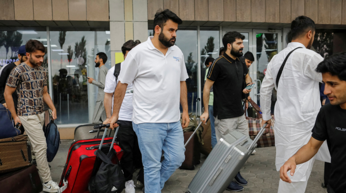 Bangladesh and Pakistan resume direct flights after 14-year hiatus