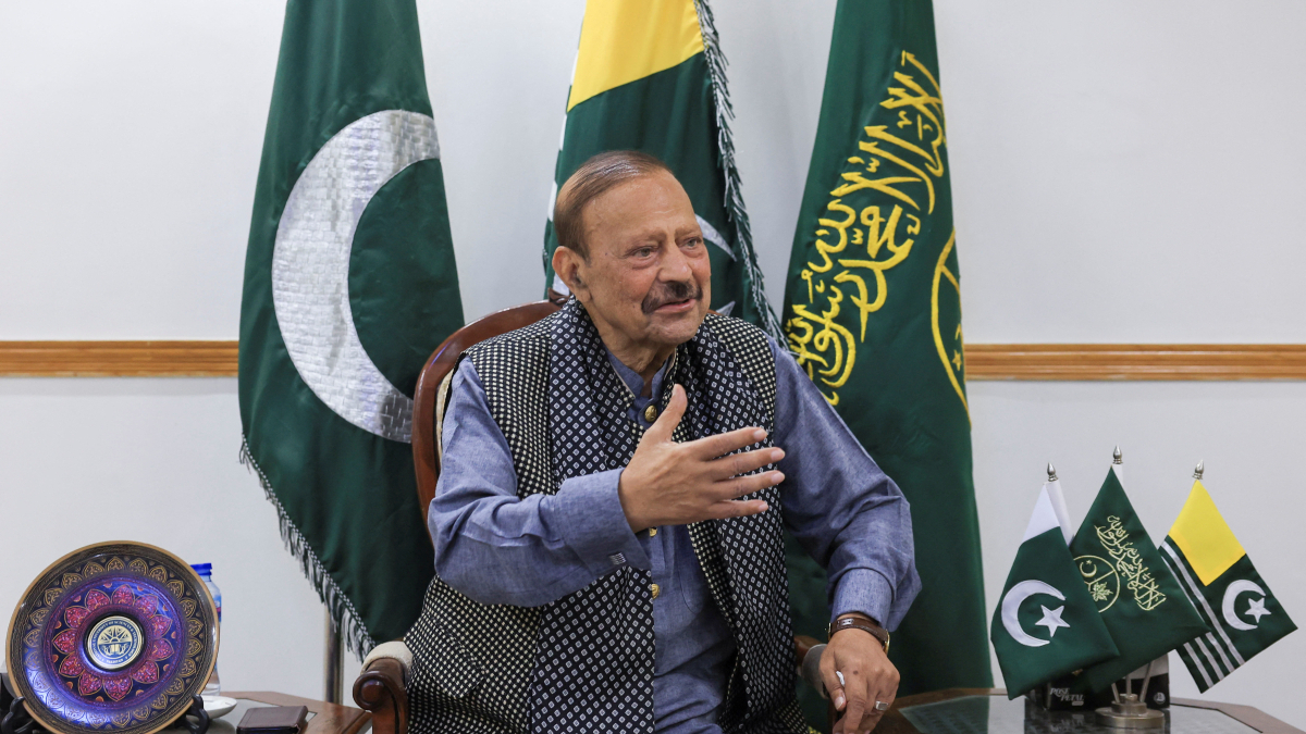 Azad Kashmir President Sultan Mehmood Chaudhry dies at 71