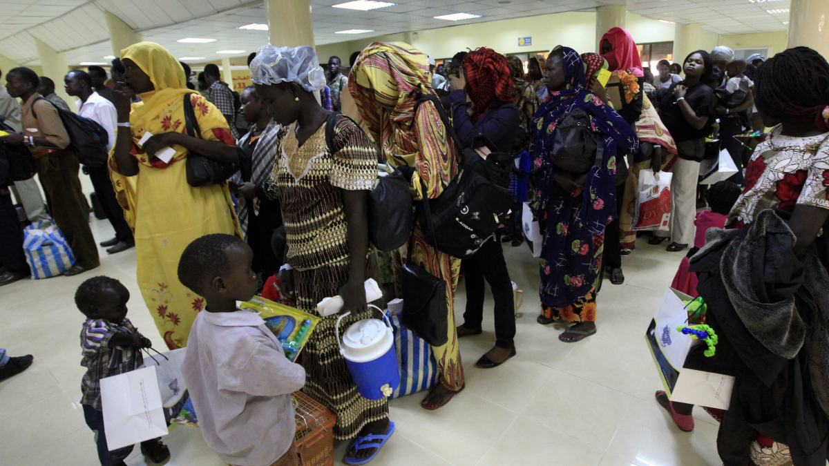 Sudan resumes domestic flights to Khartoum airport after nearly two years