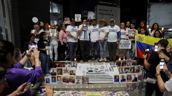 Venezuela frees 30 prisoners, including activists, rights group says