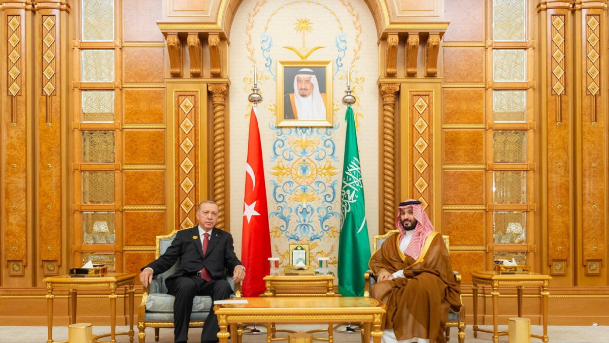 Turkish President visits Saudi Arabia and Egypt as Gaza and Iran tensions dominate talks