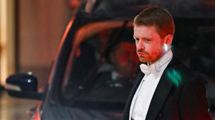 Starmer’s chief of staff resigns as pressure rises over Mandelson post