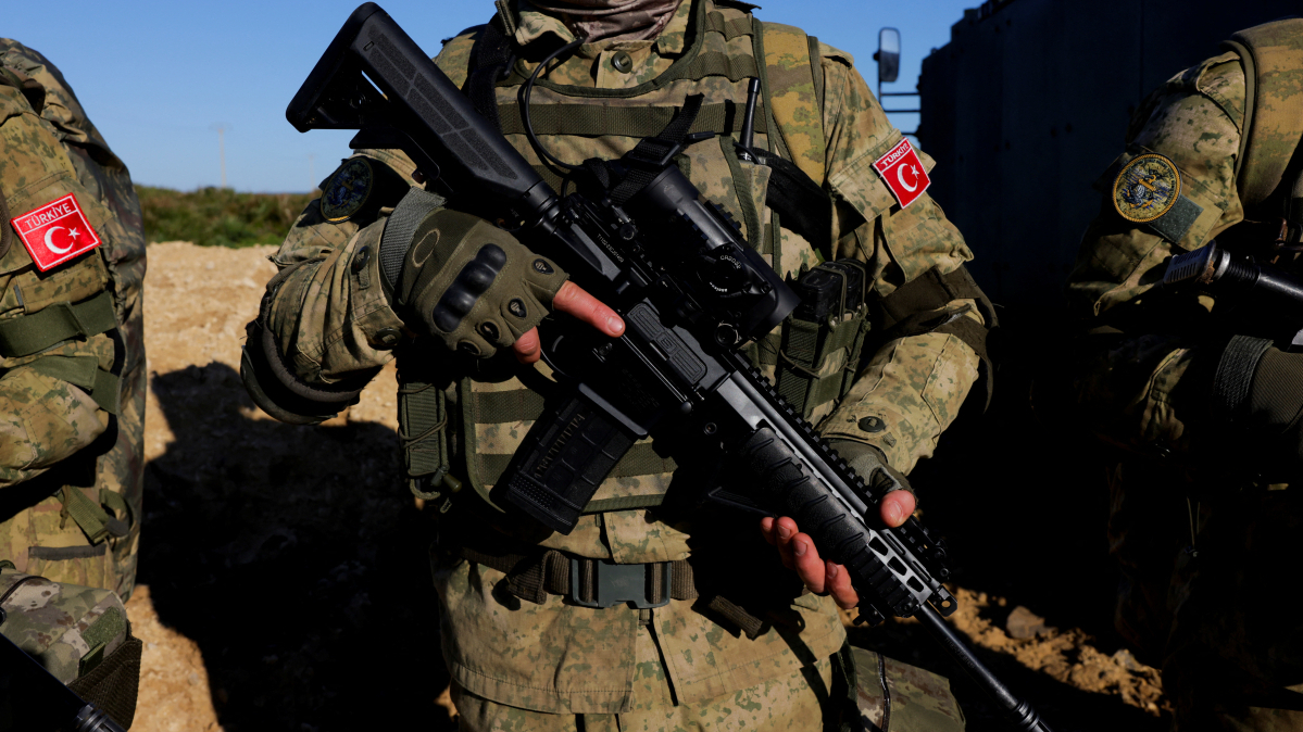 Turkish aircraft, personnel take part in wide-ranging NATO drills in Germany