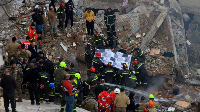 Death toll in Lebanon building collapse rises to 15